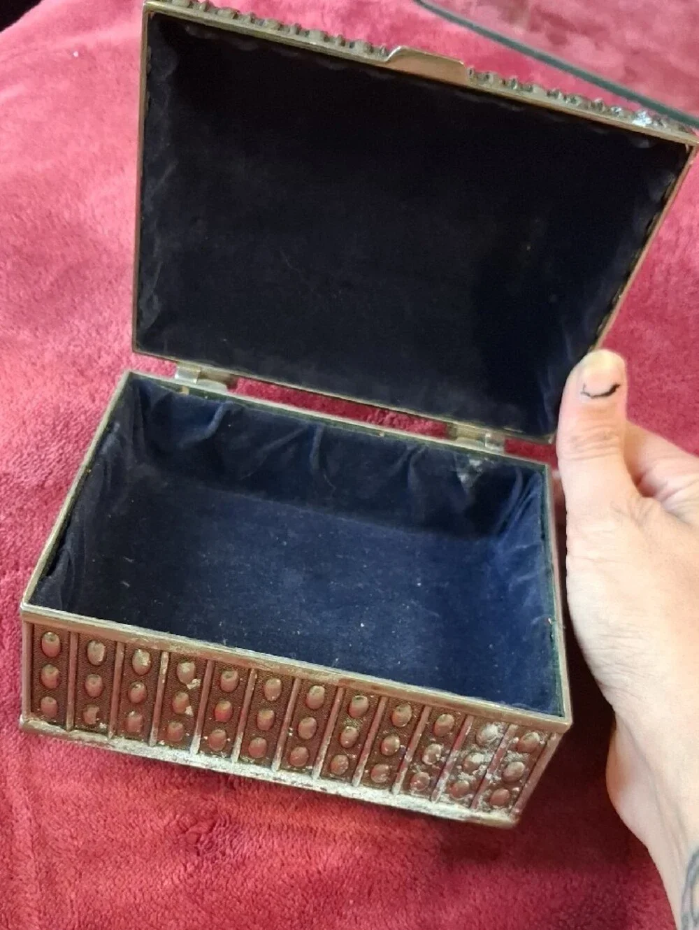 Ornate Decorative Trinket Jewelry Box - Silver Tone
